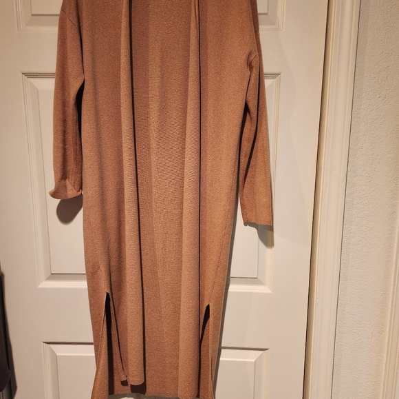 Long Sweater - Picture 4 of 4